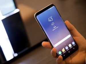 شارژ وایرلس Galaxy S8 مشکل دارد